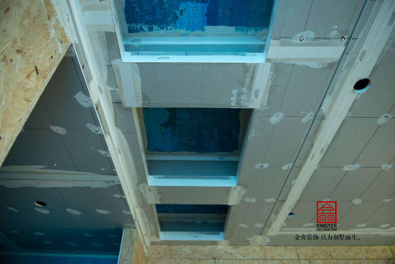 融創中心裝修工地瓦工階段